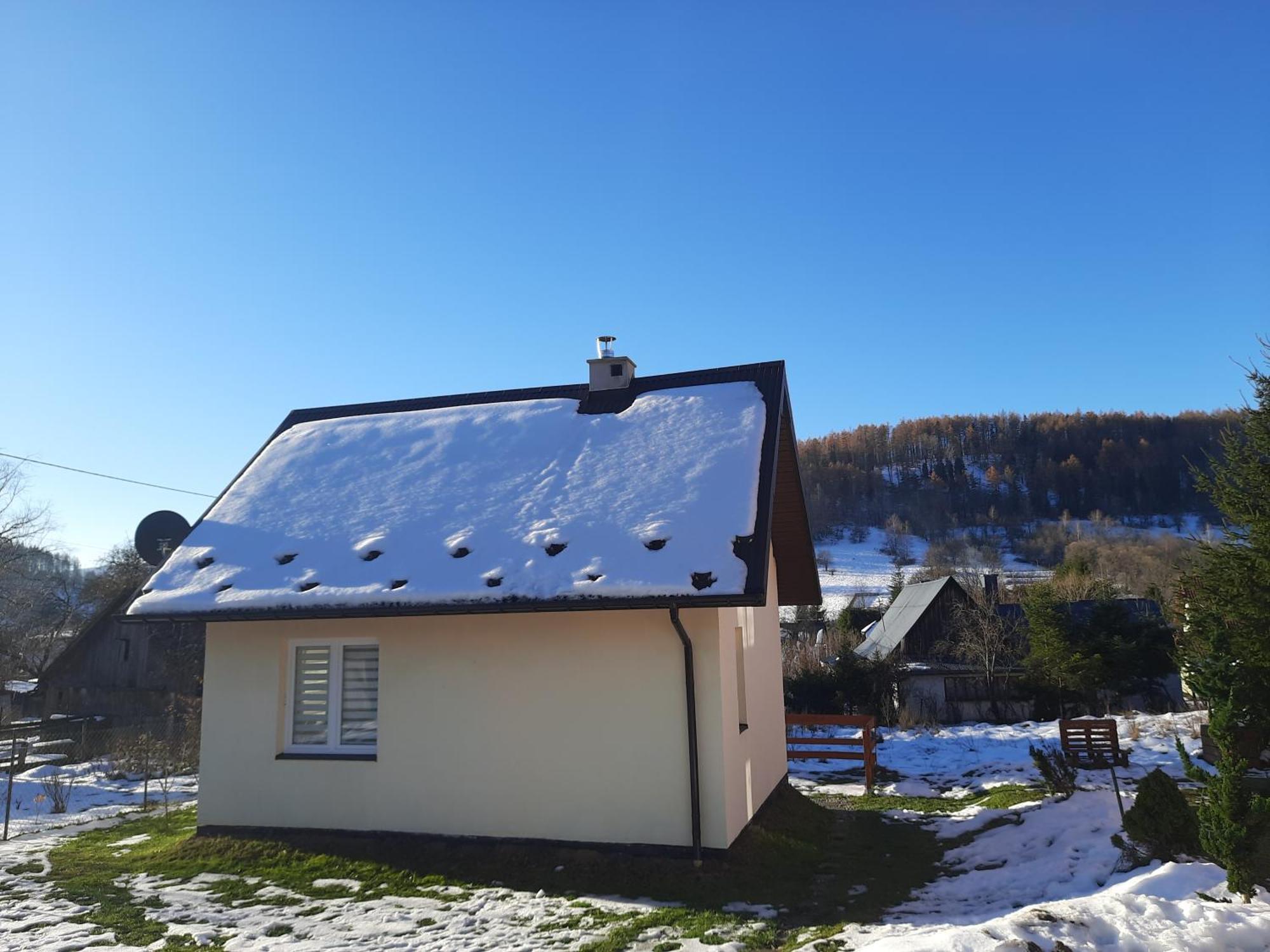 Brzoskwiniowy Domek Ustrzyki Dolne Buitenkant foto